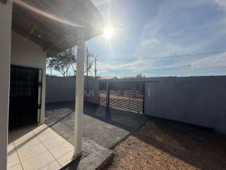 CASA Á VENDA NO BAIRRO ALTOS DO CERRADOS