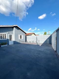 CASA Á VENDA NO VITORIA REGIA