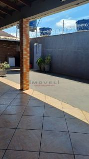 CASA Á VENDA NO CRISTO REI