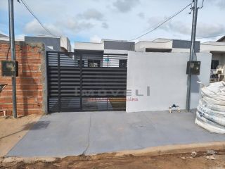 CASA Á VENDA NO BAIRRO NOVO MUNDO