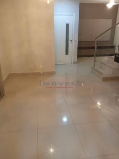 CASA Á VENDA NO CONDOMÍNIO MALIBU