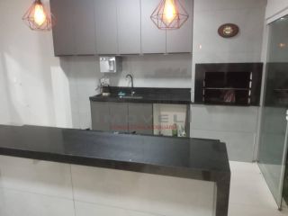 CASA Á VENDA NO CONDOMÍNIO MALIBU