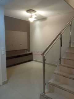 CASA Á VENDA NO CONDOMÍNIO MALIBU