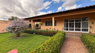 CASA Á VENDA NO JARDIM AEROPORTO