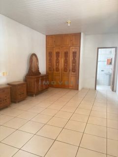 CASA Á VENDA NO JARDIM AEROPORTO