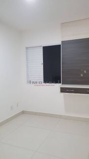 CASA Á VENDA  NO CONDOMÍNIO TERRA NOVA