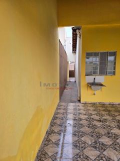 LINDA CASA NO BAIRRO SAO JORGE COM 3 QUARTOS,SALA,COZINHA,BANHEIRO SOCIAL,AREA DE SERVIÇO COBERTA,PISCINA