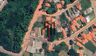 Lote / Terreno de Bairro Para Vender no bairro Parque dos Pomares em Campinas