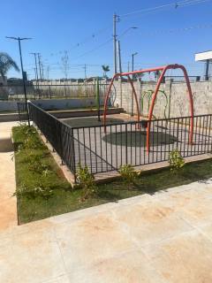 Lote / Terreno de Condomínio Para Vender no Condomínio Vila América em Nova Odessa