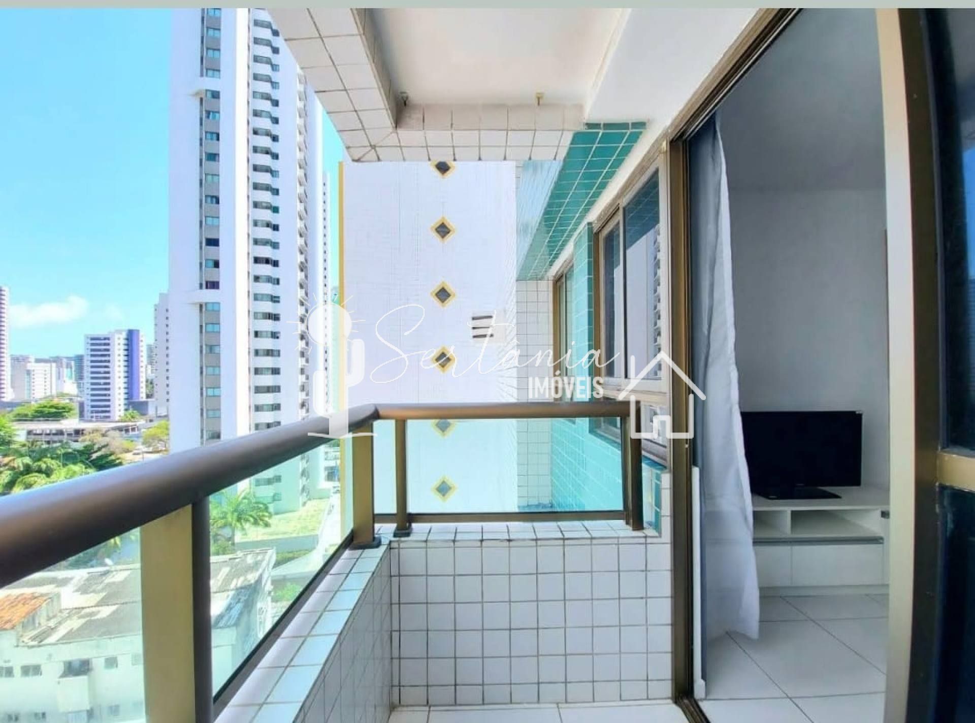 Aluga apartamento mobiliado em Boa Viagem, próximo ao colégio Santa Maria.