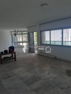 Venda Apartamento em Boa Viagem com 230m² - 03 vagas e 02 Suítes, na Rua dos Navegantes.