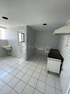 Venda apartamento 03 quartos em Boa Viagem, 02 vagas, com lazer.