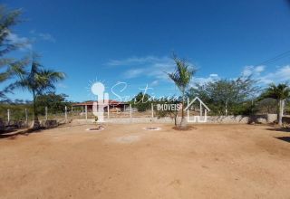 Chácara para Venda com excelente localização próximo ao Açude Barra, há 7,0 km da cidade.