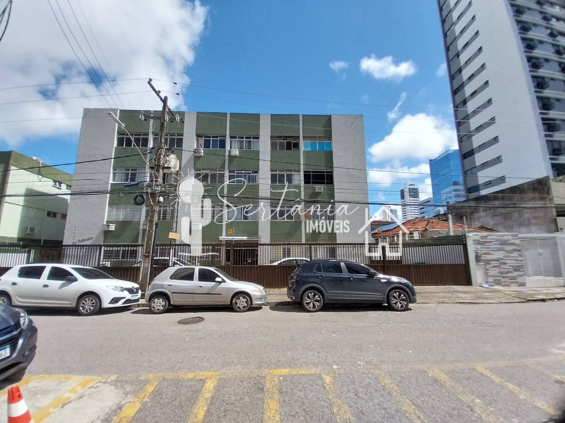 Apartamento para Venda com Excelente Localização, na Rua Petrolina, 61 - Boa Viagem – Recife/PE.