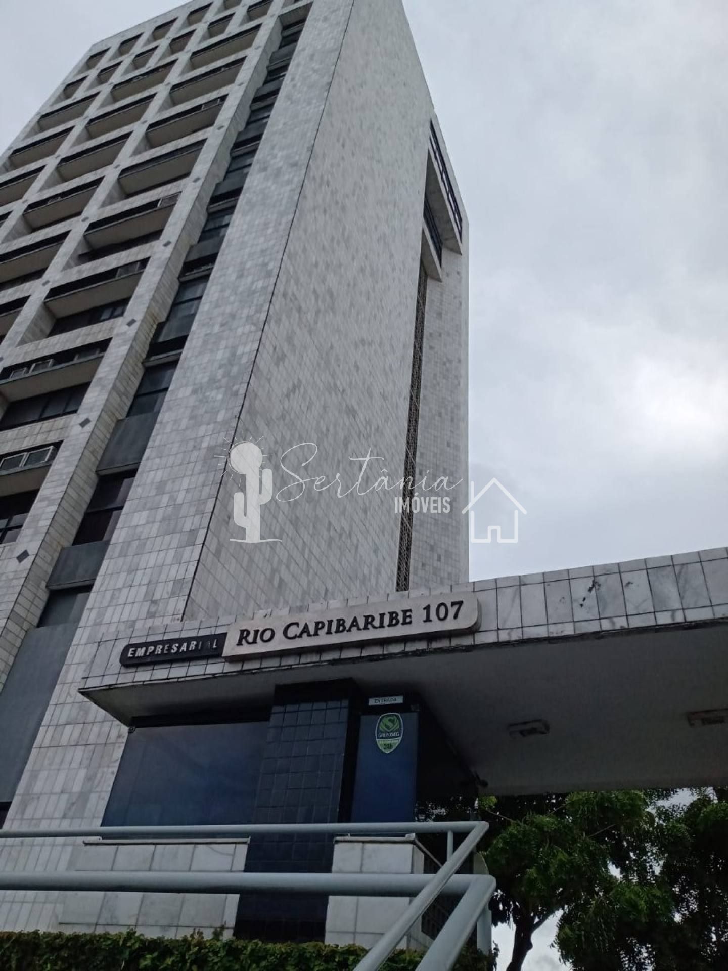 Sala para Venda com excelente localização no Empresarial Rio Capibaribe, situado na rua Capitão José da Luz 58 – Sala 102 no bairro da Ilha do Leite (Coelhos) - Recife/PE.