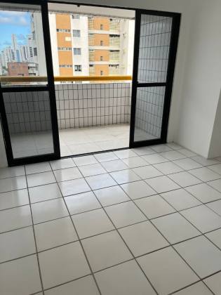 Oportunidade Venda apartamento 02 quartos, em Boa Viagem, andar alto, suíte, lazer com 75M²