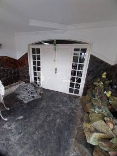 Casa para Venda com Excelente Localização na Rua 07 de Setembro – Centro – Sertânia/PE.