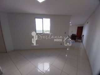 Apartamento para locação, com excelente localização na Avenida Rua: Doutor Raul Torres Lafayette, Centro – Sertânia/PE.