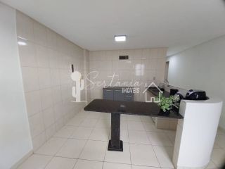 Apartamento para locação, com excelente localização na Avenida Rua: Doutor Raul Torres Lafayette, Centro – Sertânia/PE.