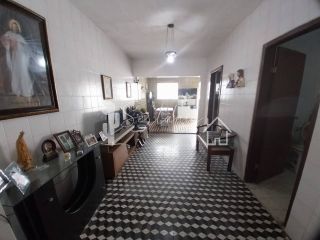 Casa para Venda com Excelente Localização na Rua Gonçalves Maia 51 – Centro – Sertânia/PE.