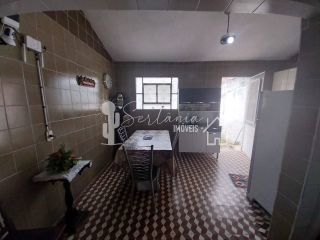 Casa para Venda com Excelente Localização na Rua Gonçalves Maia 51 – Centro – Sertânia/PE.
