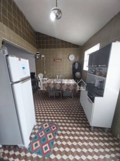 Casa para Venda com Excelente Localização na Rua Gonçalves Maia 51 – Centro – Sertânia/PE.