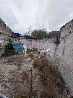 Casa para Venda com Excelente Localização na Rua Gonçalves Maia 51 – Centro – Sertânia/PE.