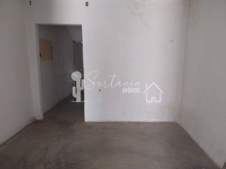 Casa para Venda com Excelente Localização na Rua 07 de Outubro – Centro – Sertânia/PE.