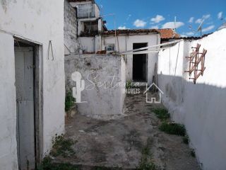 Casa para Venda com Excelente Localização na Rua 07 de Outubro – Centro – Sertânia/PE.