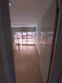 Sala para Locação com excelente localização no Empresarial Rio Capibaribe, situado na rua Capitão José da Luz 58