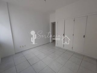 Aluga Apartamento na Beira Mar de Boa Viagem,3 quartos, 01 suítes,2 vagas,180M².