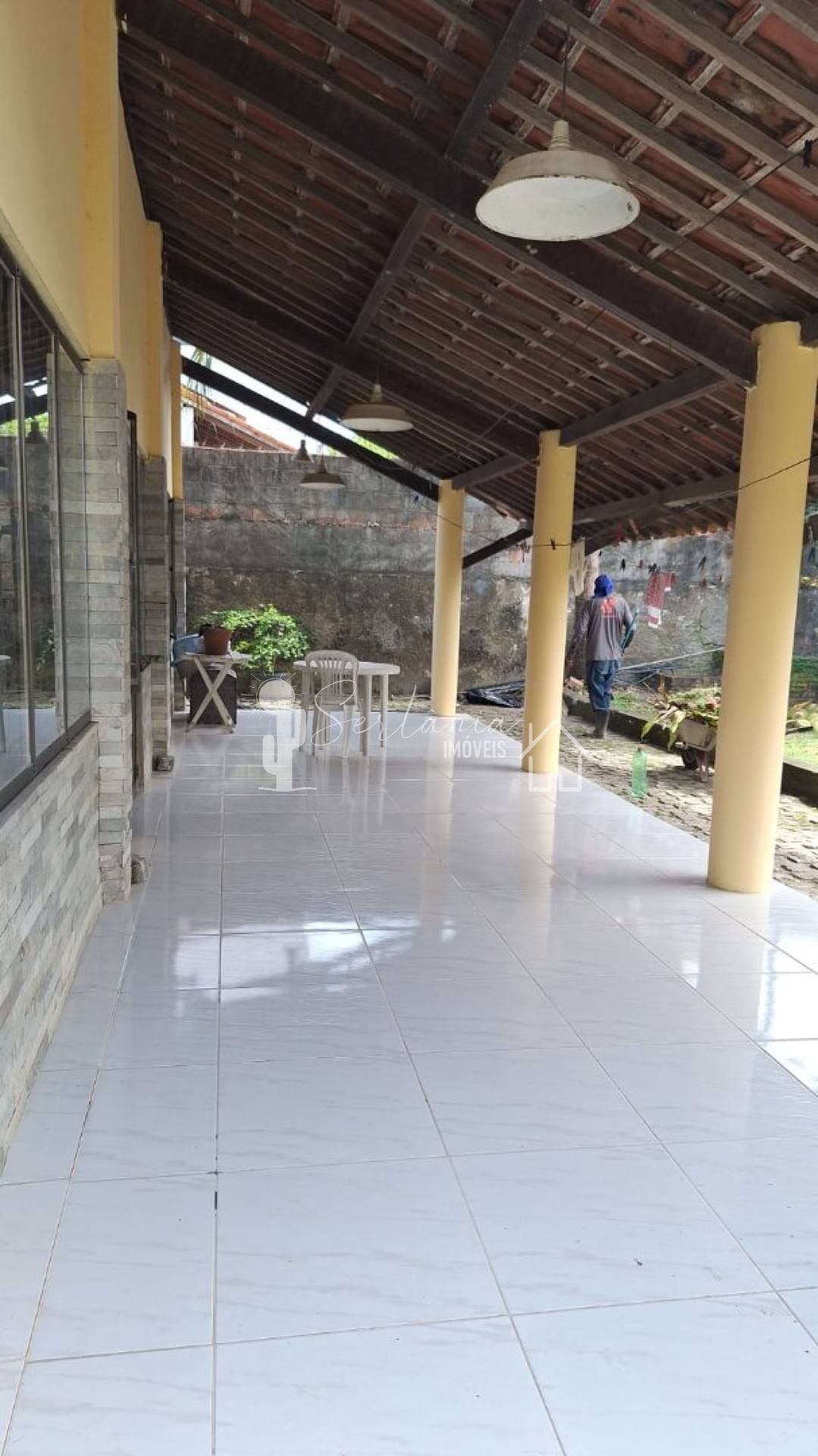 Casa para Vender com 1080m², 05 quartos 02 suítes - Candeias - Jaboatão dos Guararapes/PE.