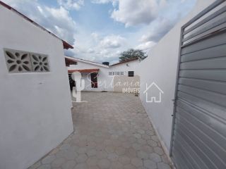 Casa para Venda com Excelente Localização na Rua Soldado Matias Aguiar – Nº 10 A - Centro – Sertânia/PE.