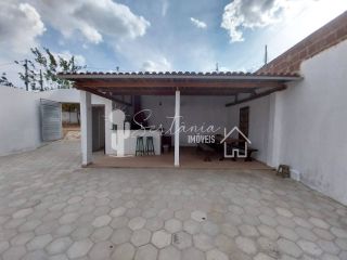 Casa para Venda com Excelente Localização na Rua Soldado Matias Aguiar – Nº 10 A - Centro – Sertânia/PE.