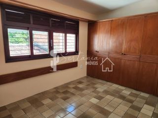 Casa para Venda com Excelente Localização na Rua Félix Cavalcante Albuquerque 52 – Prado – Recife/PE.