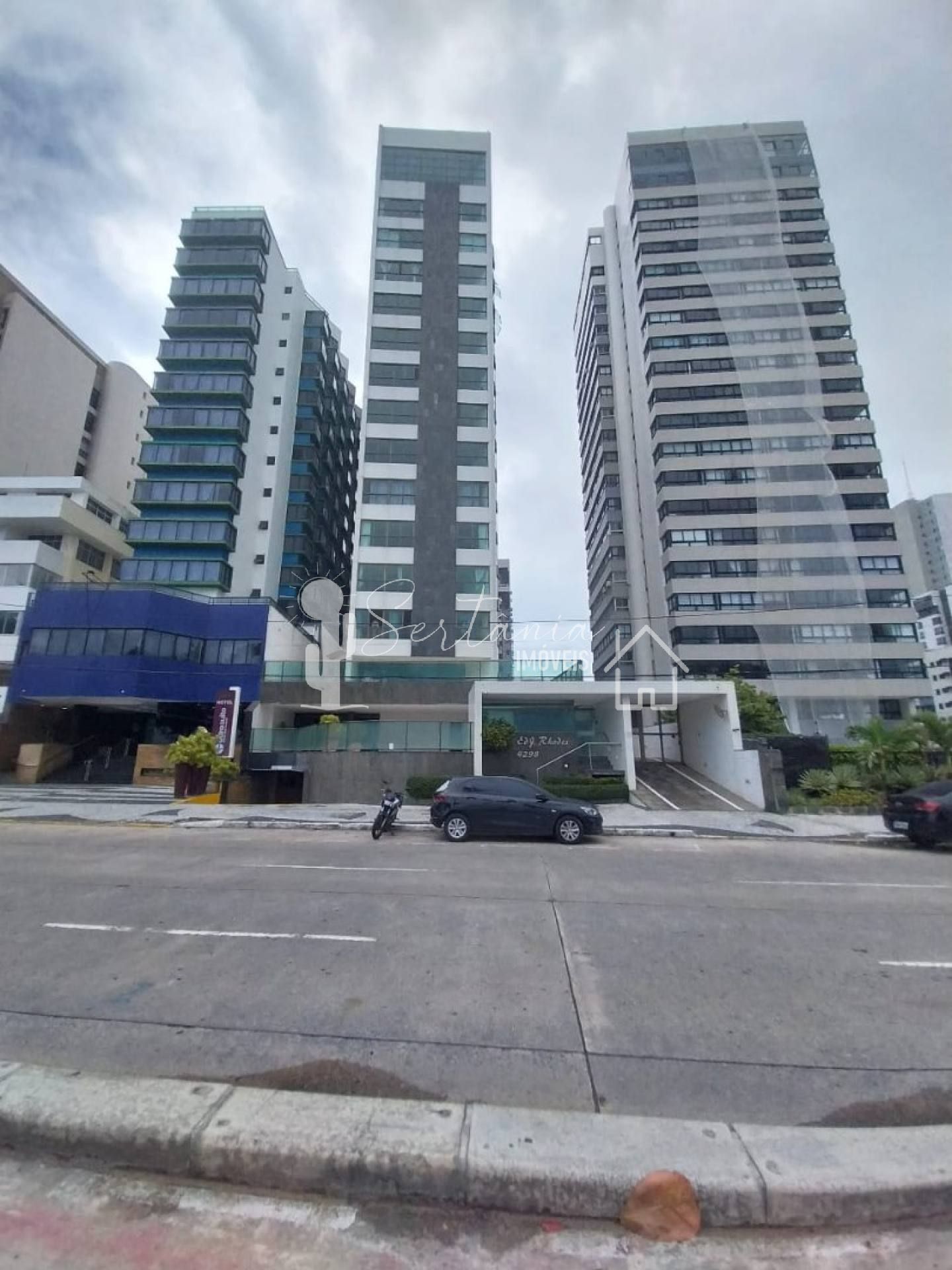 Apartamento para Venda com excelente localização, na Avenida Boa Viagem, Nº 4298 – Edf. Rhodes em Boa Viagem
