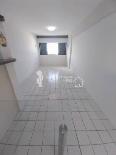 Apartamento para Locação com Excelente Localização, na Nestor Silva – 70 – Apartamento 701 - Ed. Mont Serrat Residence. Casa Forte – Recife/PE.