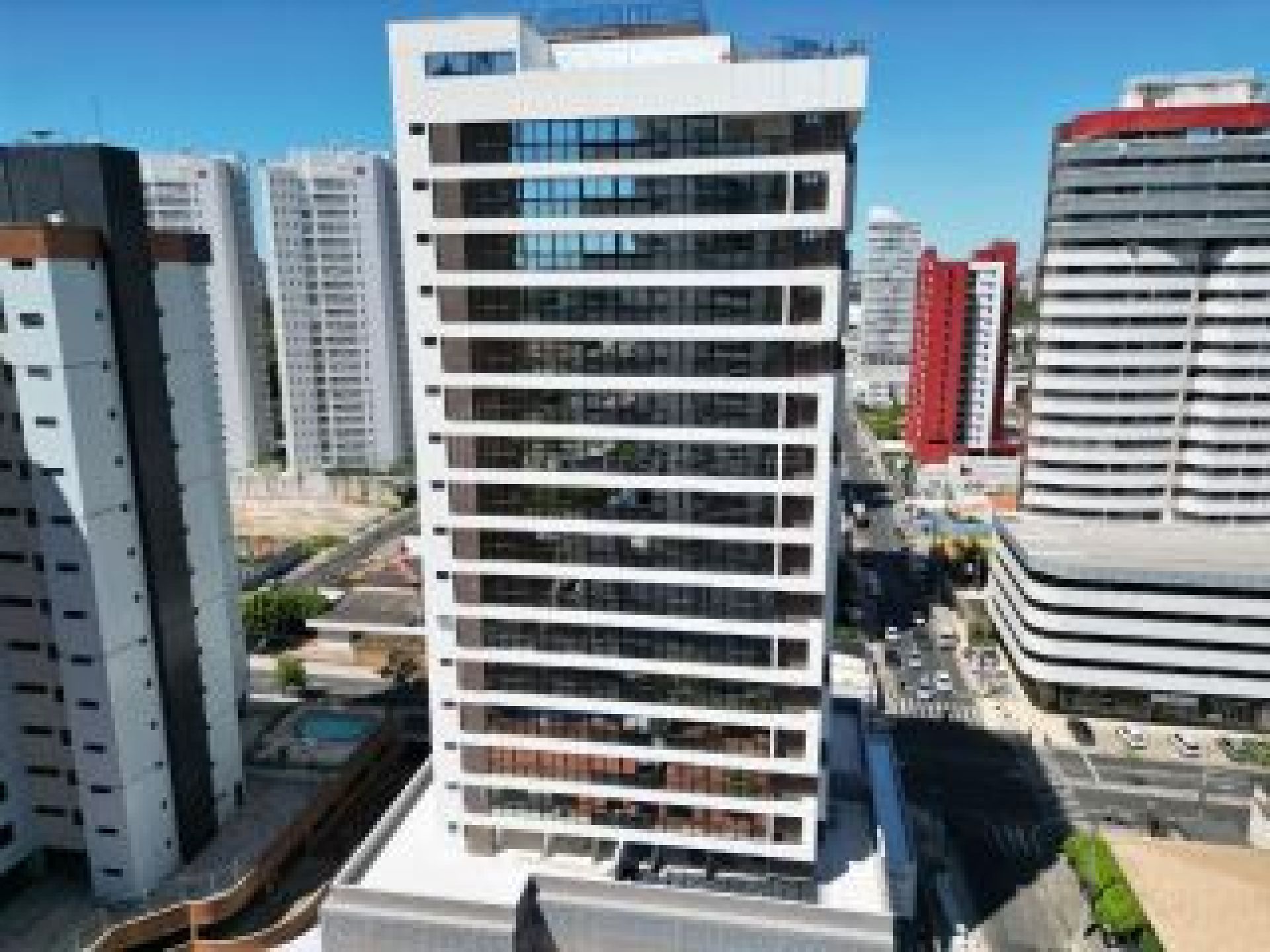 Edifício Neto Campelo – 111m² com 3 suítes no Jockey, Teresina