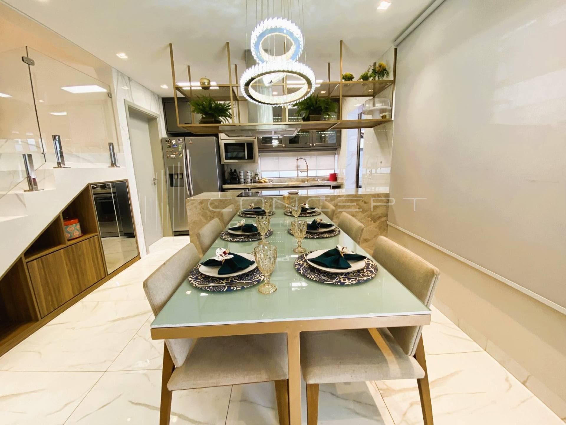 Casa duplex no bairro Novo Uruguai - Porteira Fechada