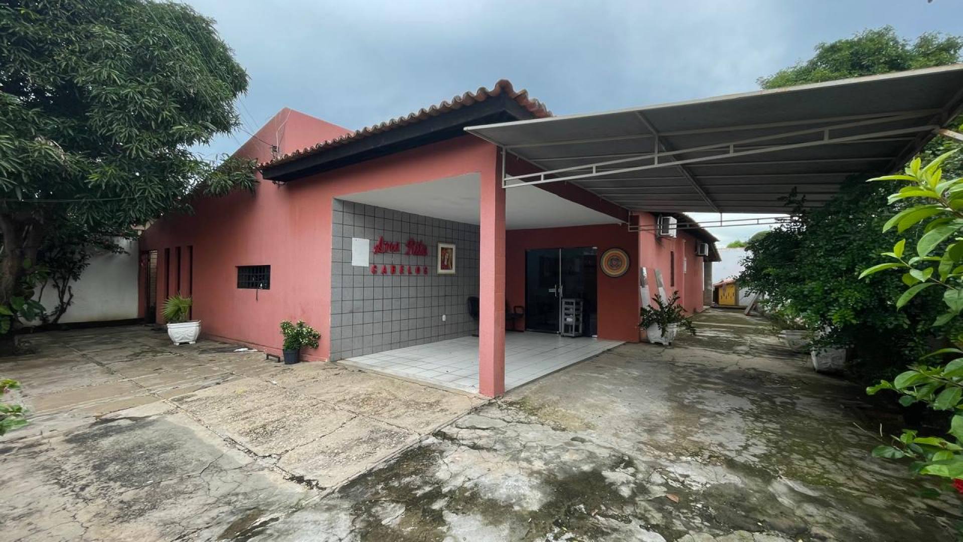Casa Térrea no bairro Horto