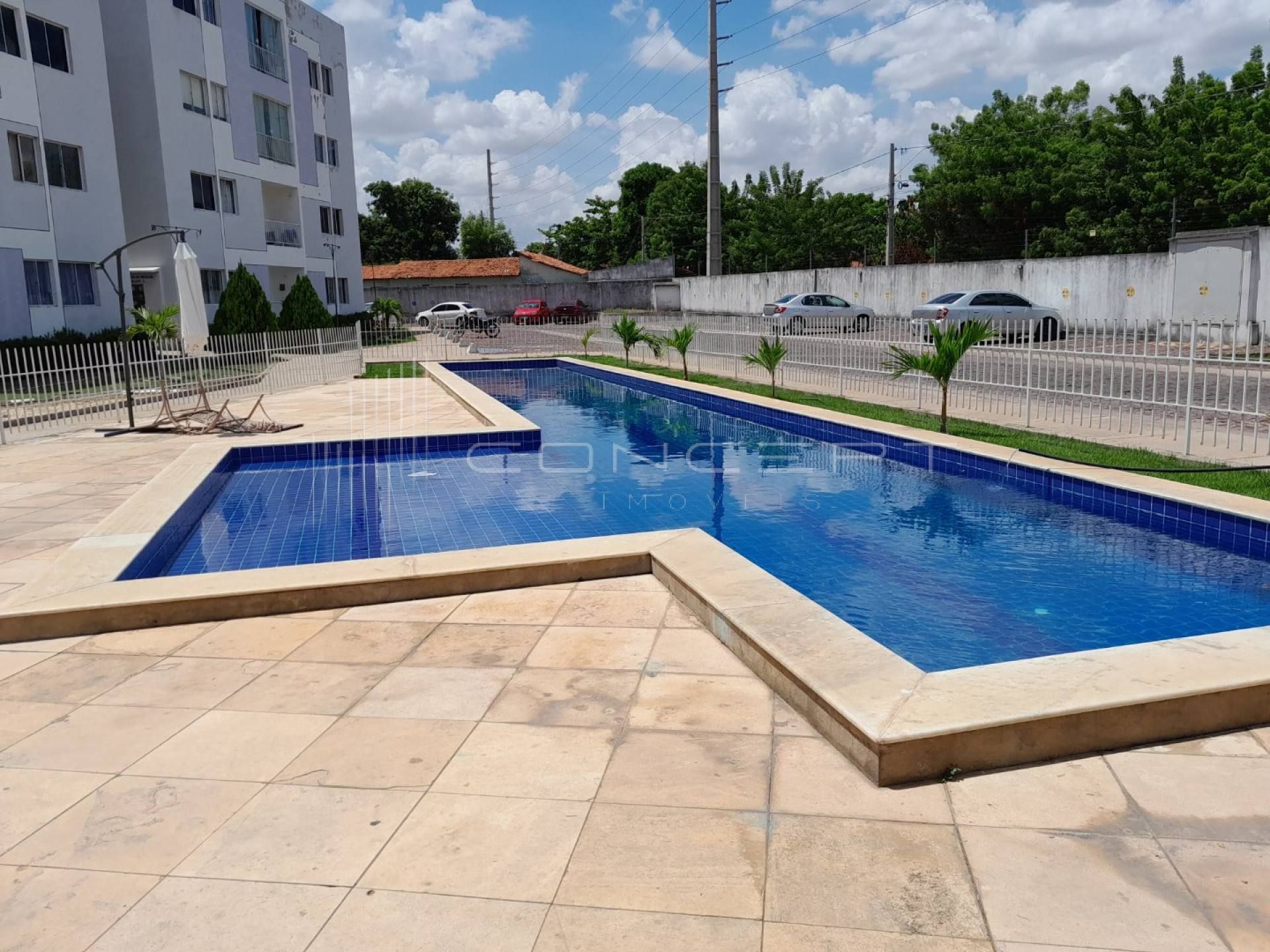 Apartamento no bairro Todos os Santos