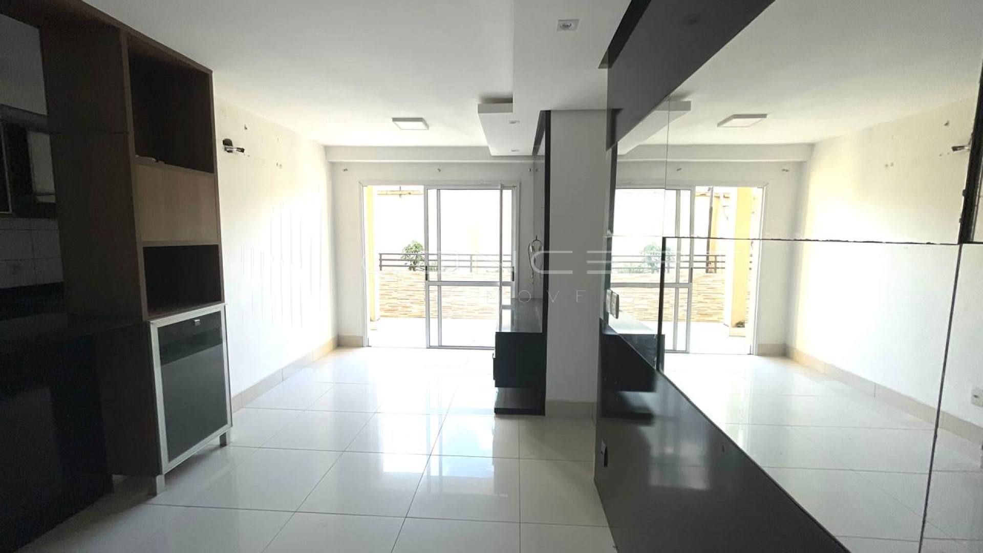 Apartamento no bairro Ininga