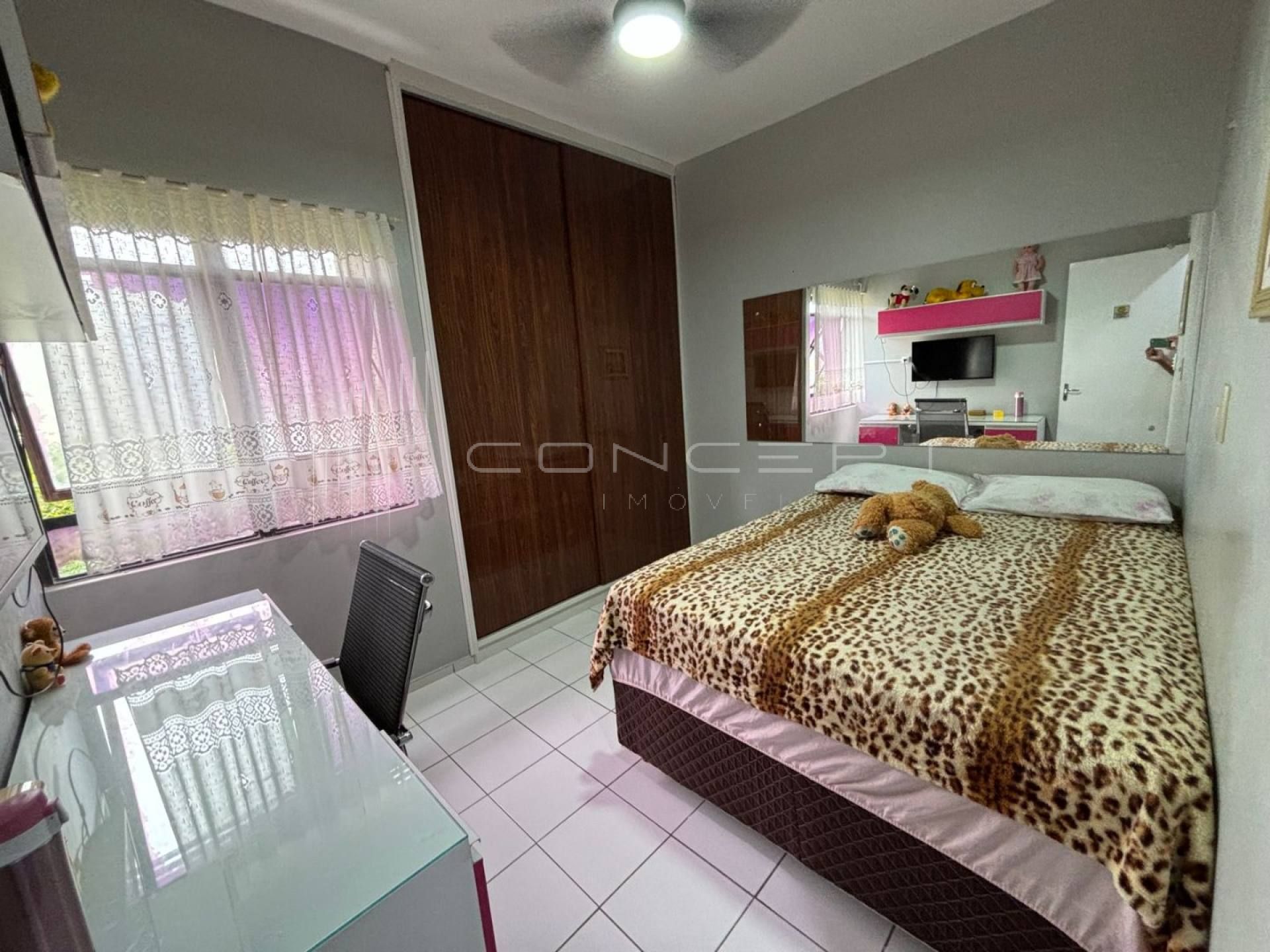 Apartamento no bairro Santa Isabel