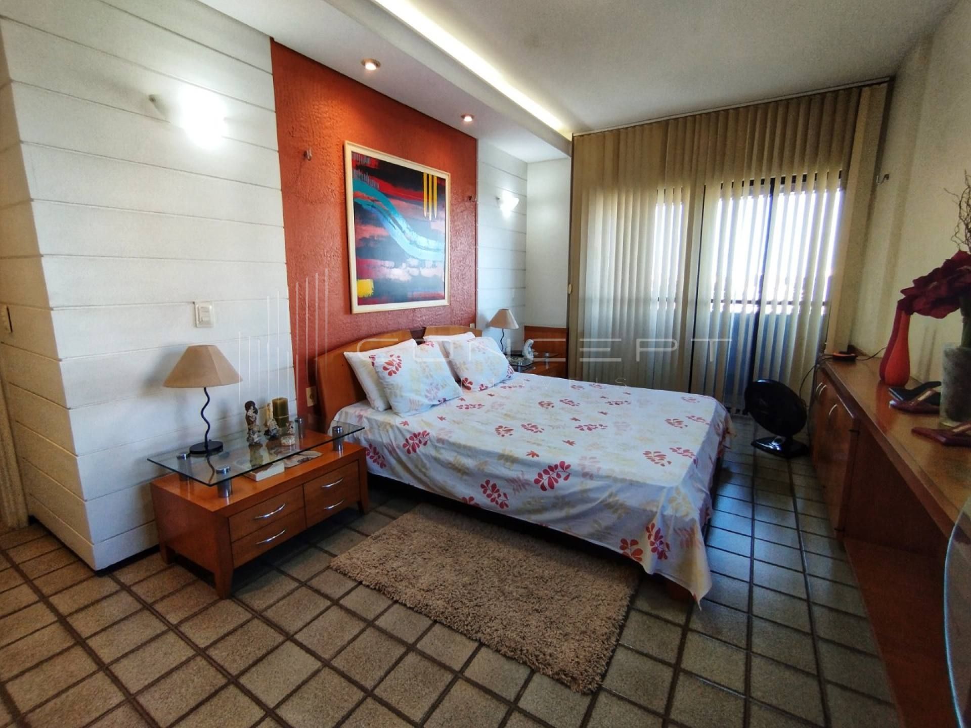 Apartamento no bairro Ilhotas
