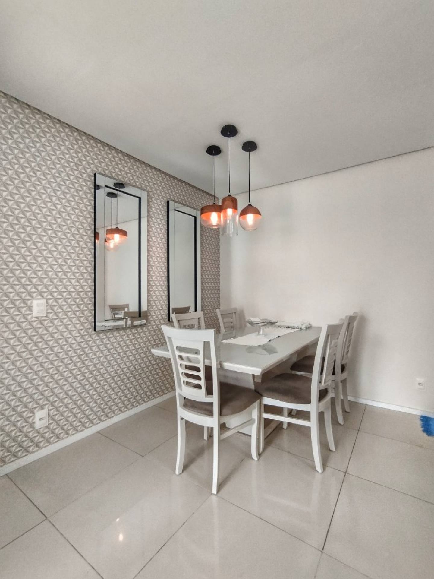 Apartamento no bairro Morros
