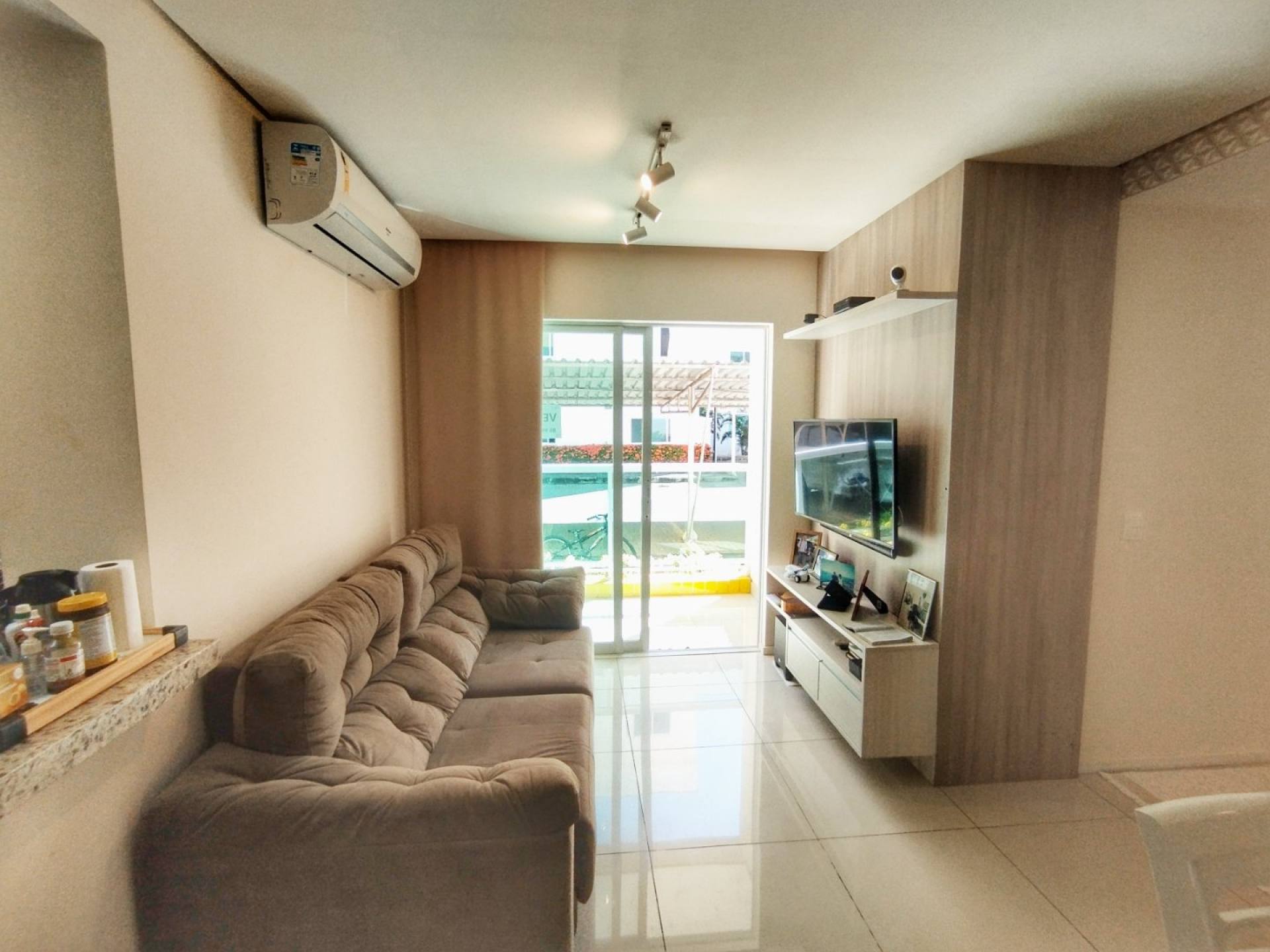 Apartamento no bairro Morros