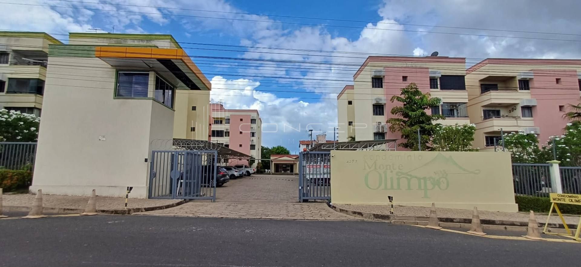 Apartamento no Condomínio Monte Olímpio no bairro Santa Isabel