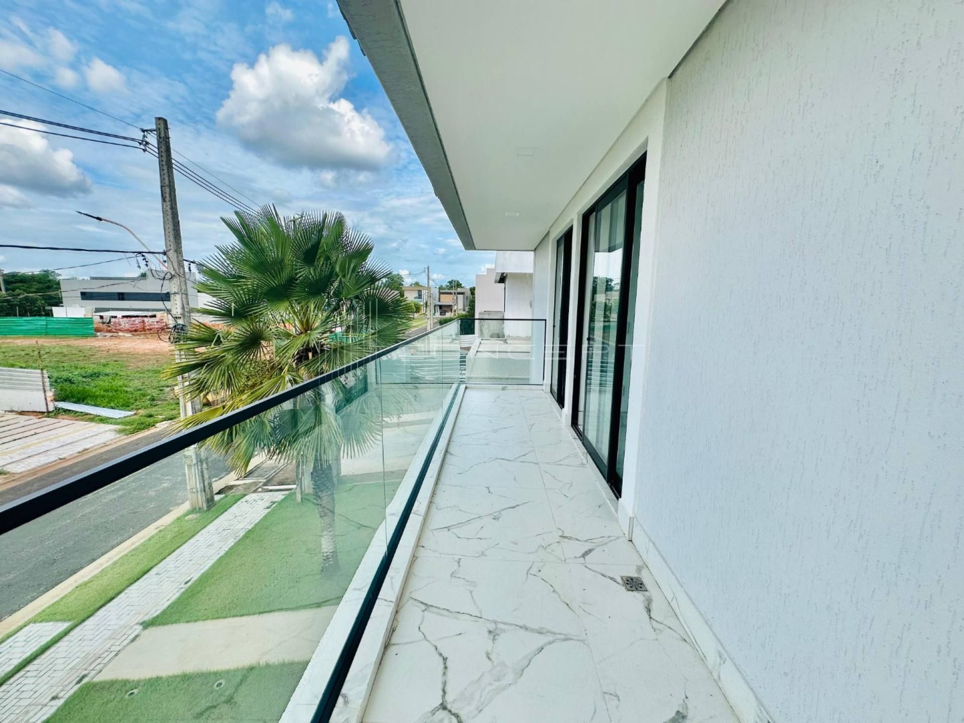 Casa Duplex no Condomínio Terras Alphaville