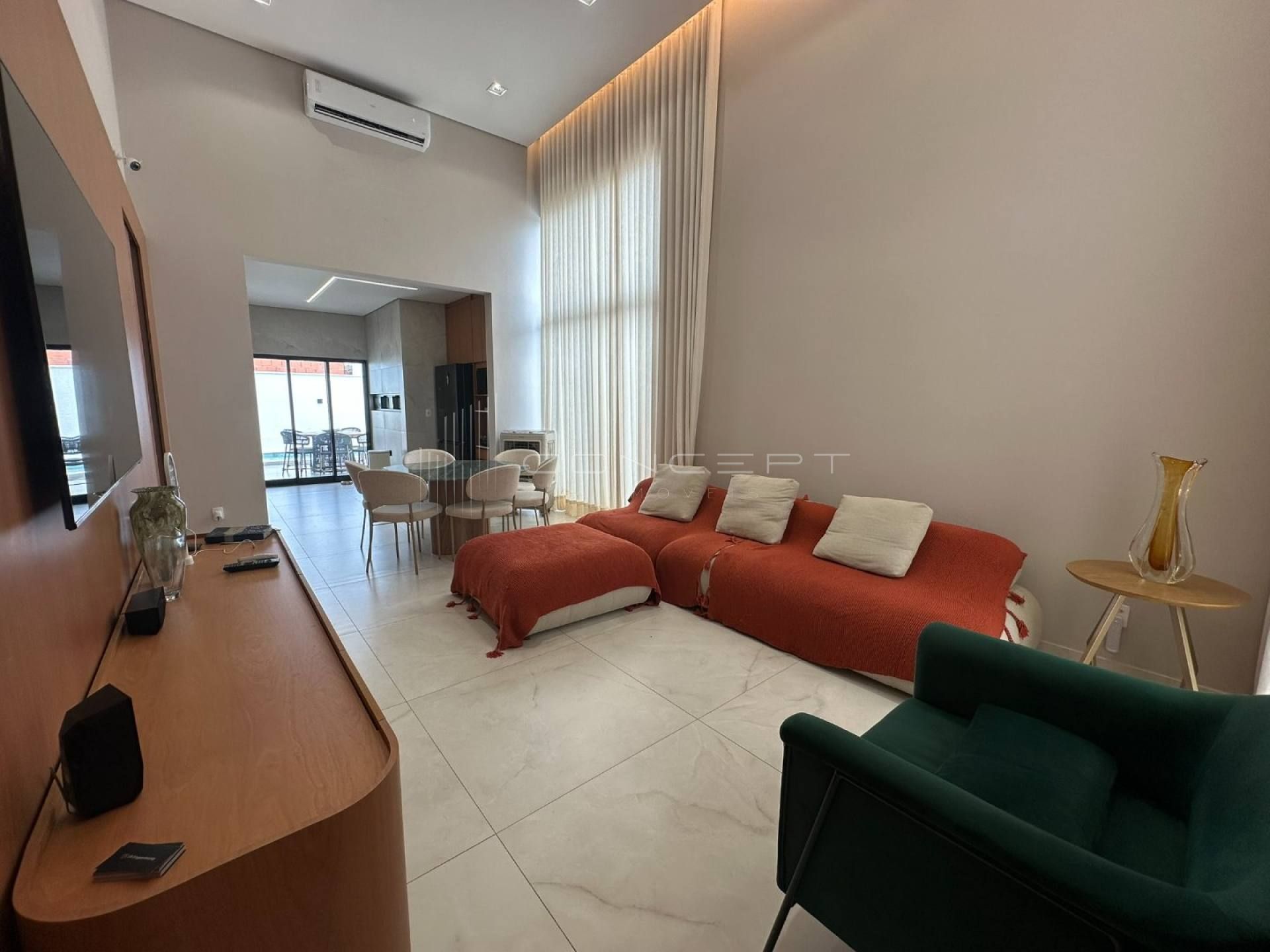 Casa Térrea - Condomínio Petrópolis Residece