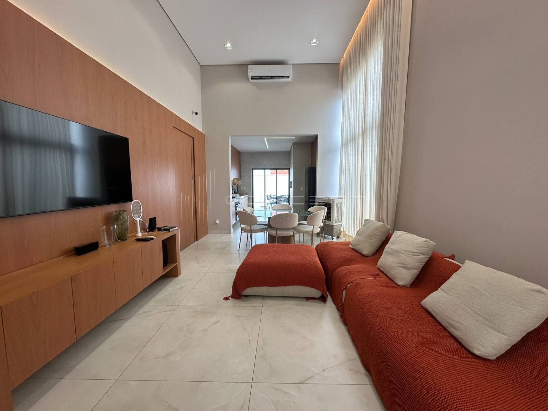 Casa Térrea - Condomínio Petrópolis Residece